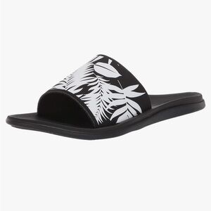 OluKai - Punua 'Olu - Black/Lau Size 7 Slide Sandal Comfort Tropical Beach
